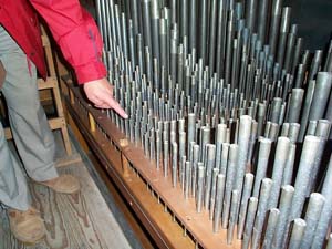 organ showing small pipes